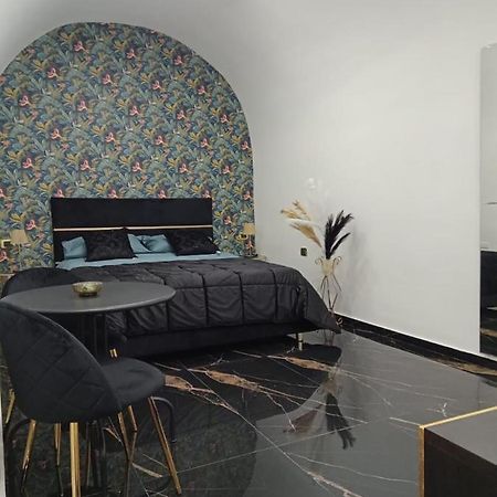 Casa Suite Del Cardinale Naples Exterior photo